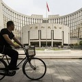 เงินหยวน อ่อนค่าลง 0.6% หลัง PBOC ลดสัดส่วนกันสำรองสกุลเงินต่างประเทศ